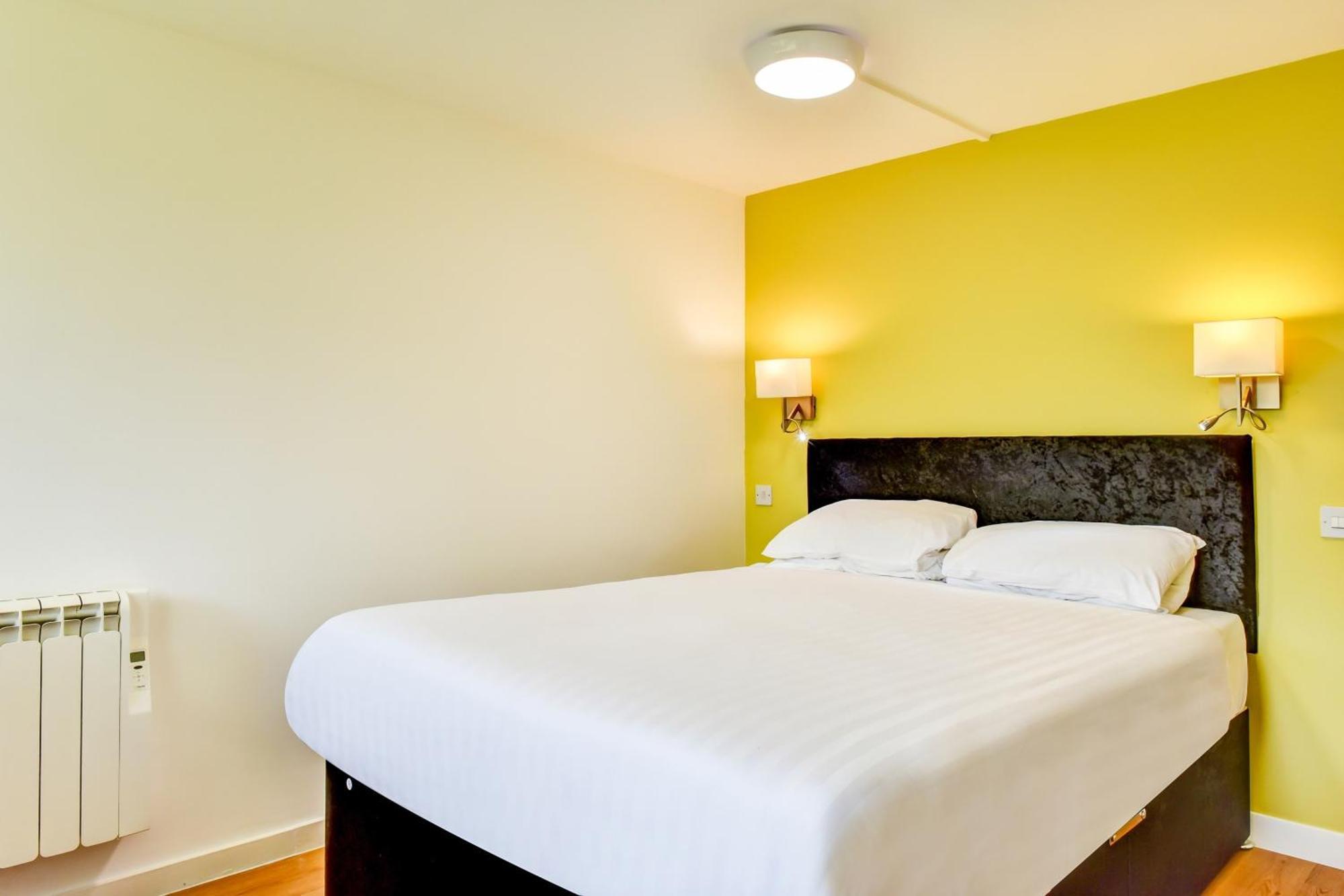 The Hotel Rafiya, Redditch Exterior foto
